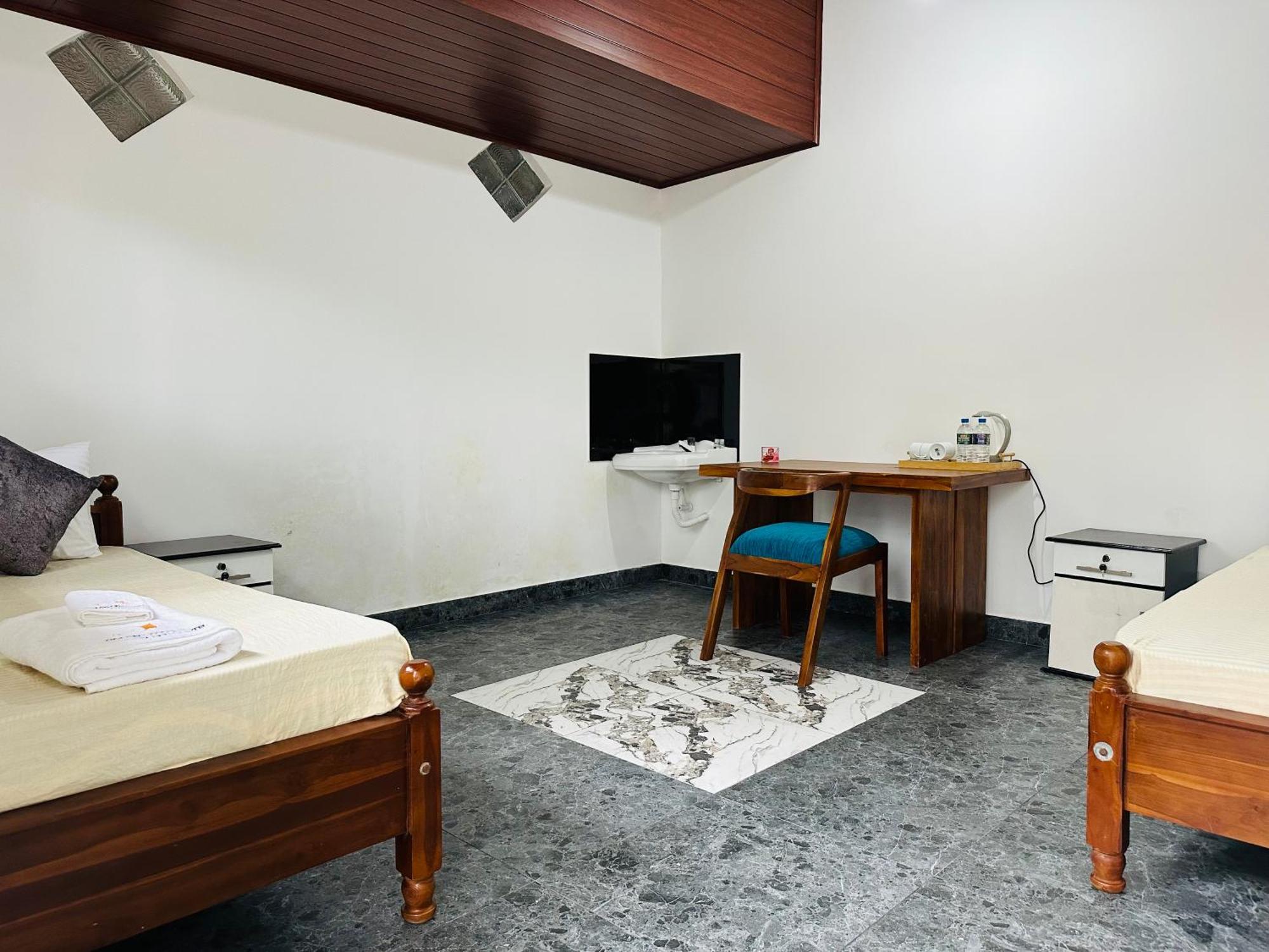 Golden Stars Hotel Dambulla Extérieur photo